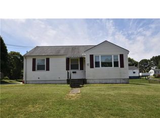 83 Lepes Rd, Tiverton, RI 02878