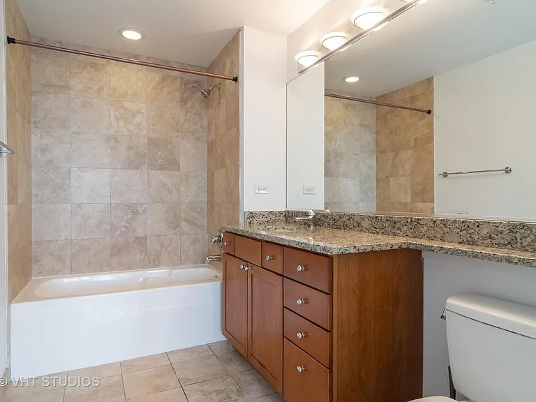 200 N Jefferson St #1906 — Photo 12
