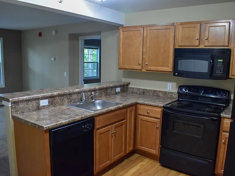 5247 Shelburne Rd — Photo 18