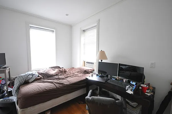 Rented by REAL New York | media 16