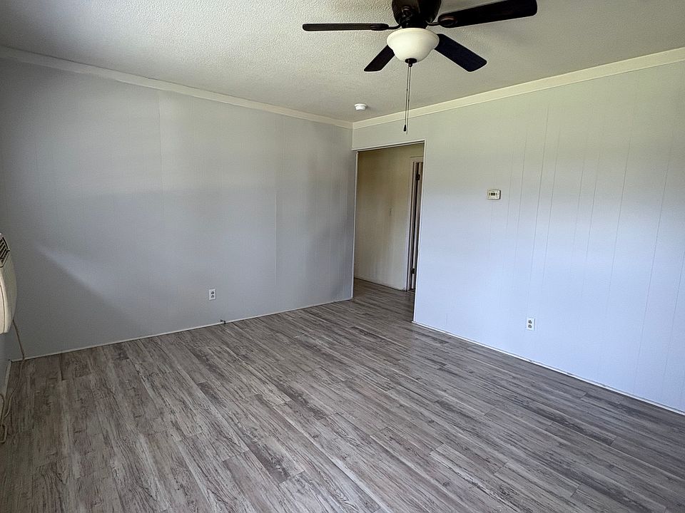 2nd image of 723 Mylinda Dr #723
