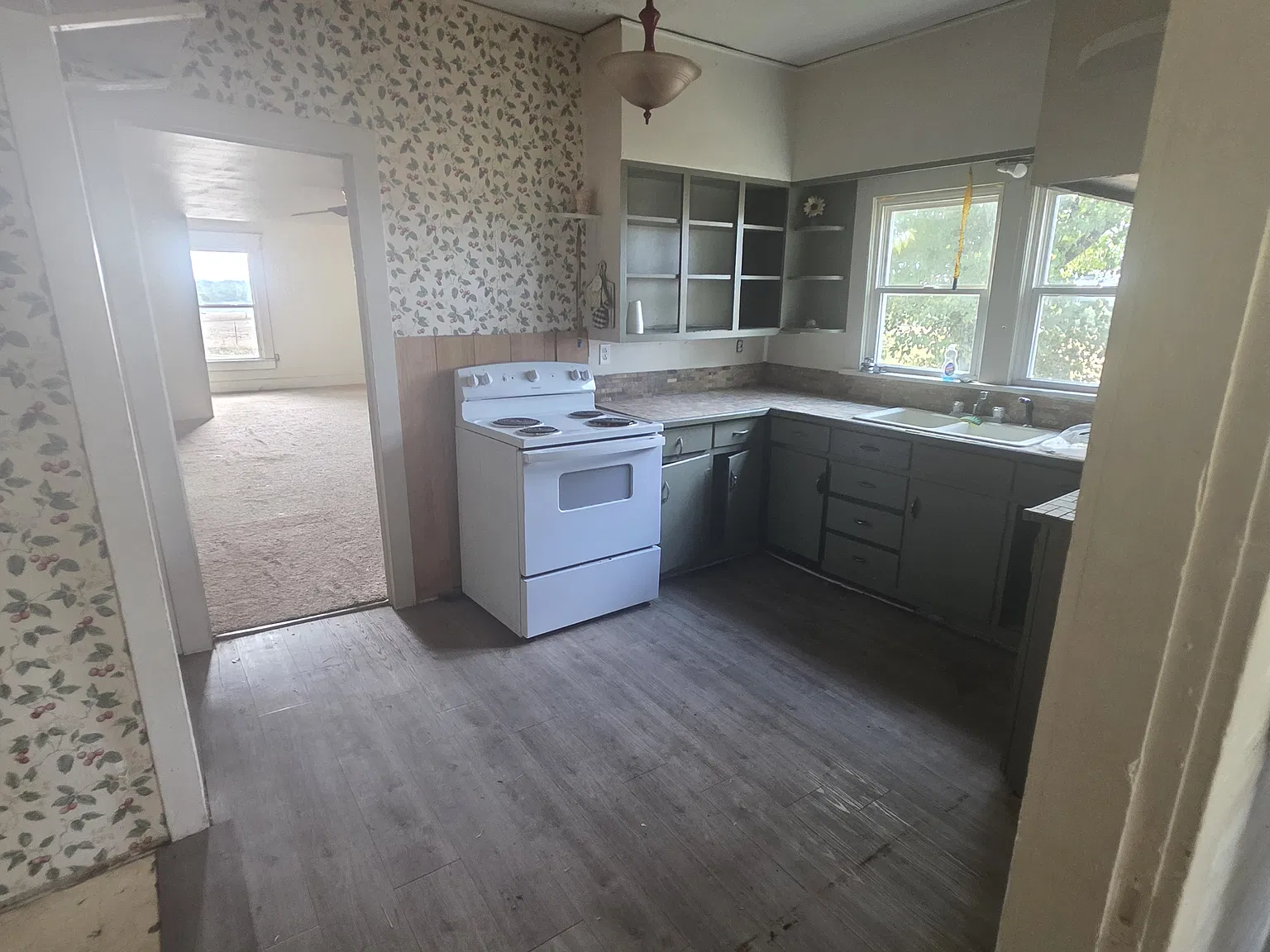 2 bed, 1029 sqft, $1,395 — Photo 4