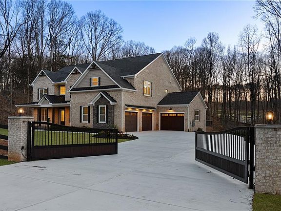 2nd image of 15448 Hopewell Rd