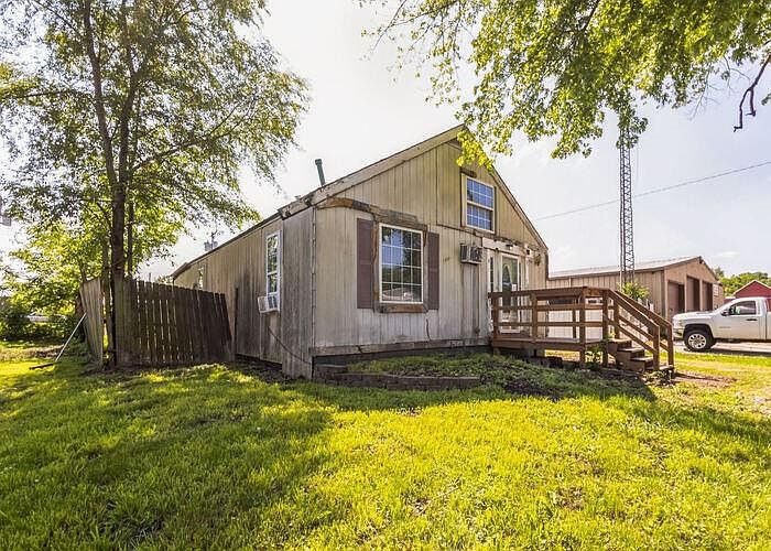 313 S Central St, Buckner, MO 64016 Zillow