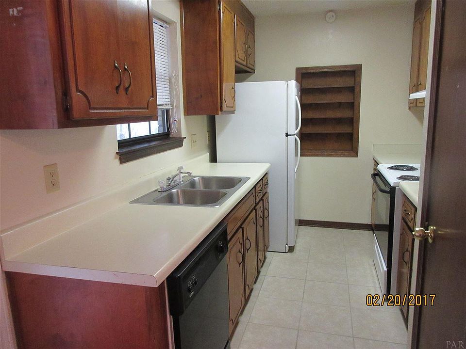 2nd image of 848 Amberwood Dr