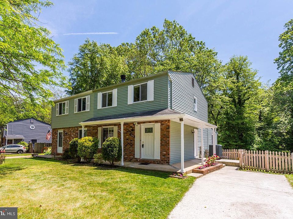 1st image of 425 Blossom Tree Ct