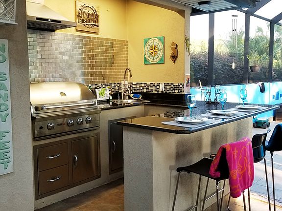 Gas grill, sink, frig