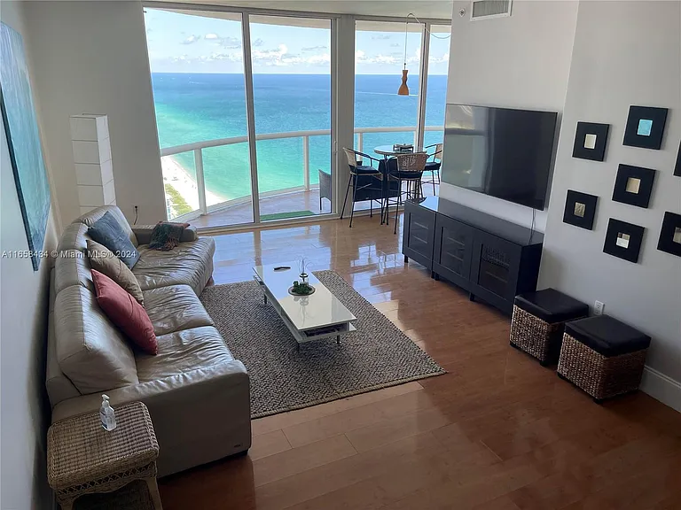 6365 Collins Ave #4209 — Photo 9