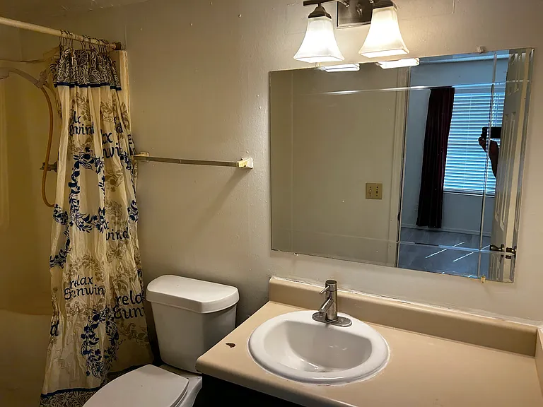 1100 SW 77th Pl — Photo 22