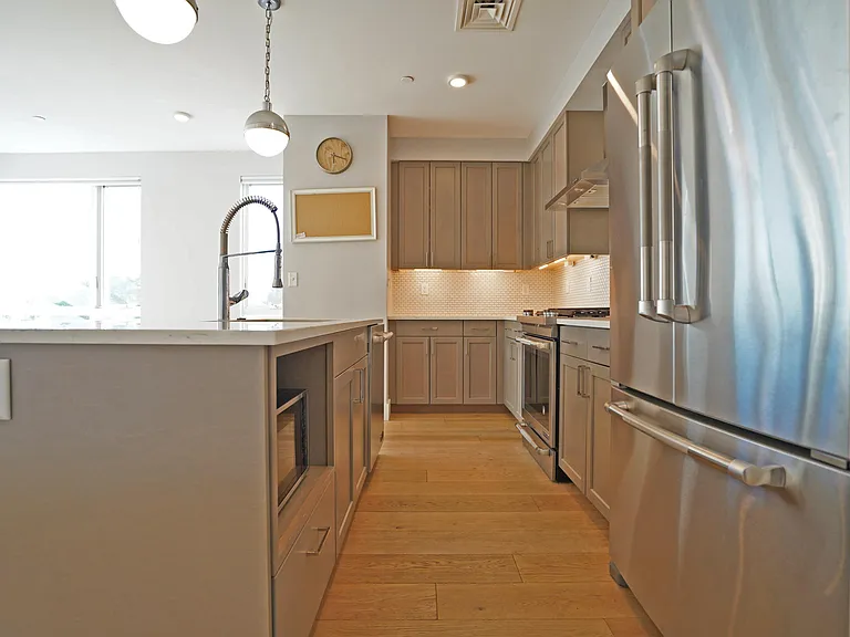 1650 Commonwealth Ave #303 — Photo 20