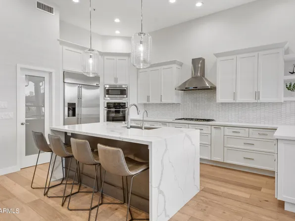 11836 E JUAN TABO Road, Scottsdale, AZ 85255