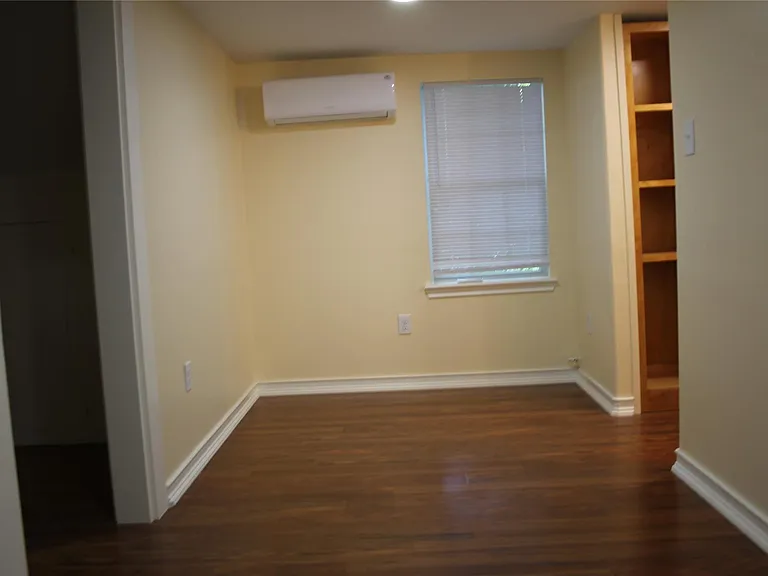 7540 Ashburn St — Photo 9