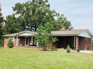 215 Highway Ww, Sullivan, MO 63080