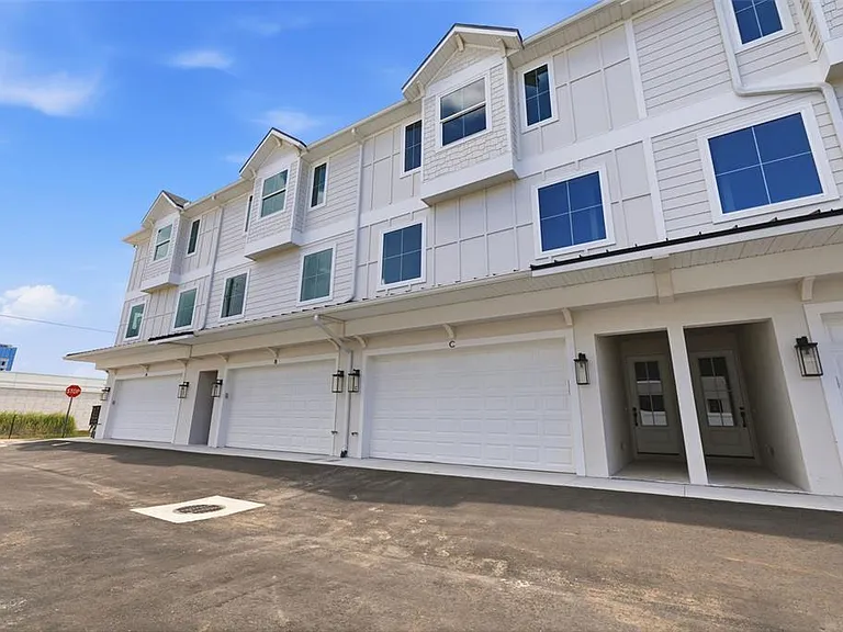 4208 W Carmen St #C — Photo 34