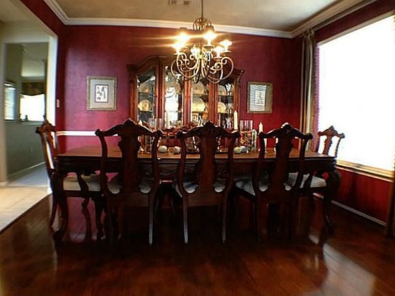 4th image of 9005 Wornsaddle Ln