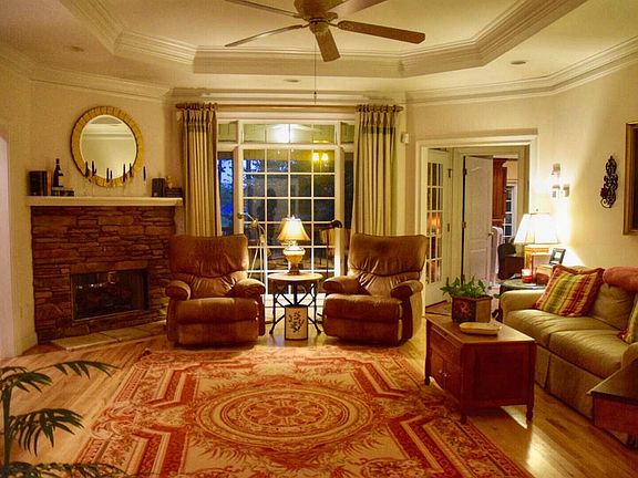 5th image of 215 Cates Pond Ct