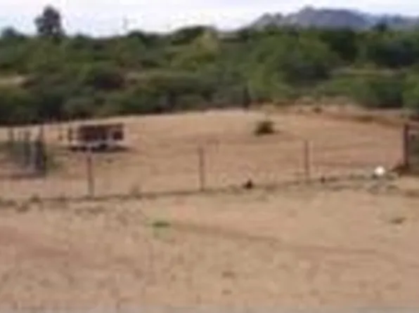 27230 S Coyote Trl, Congress, AZ 85332