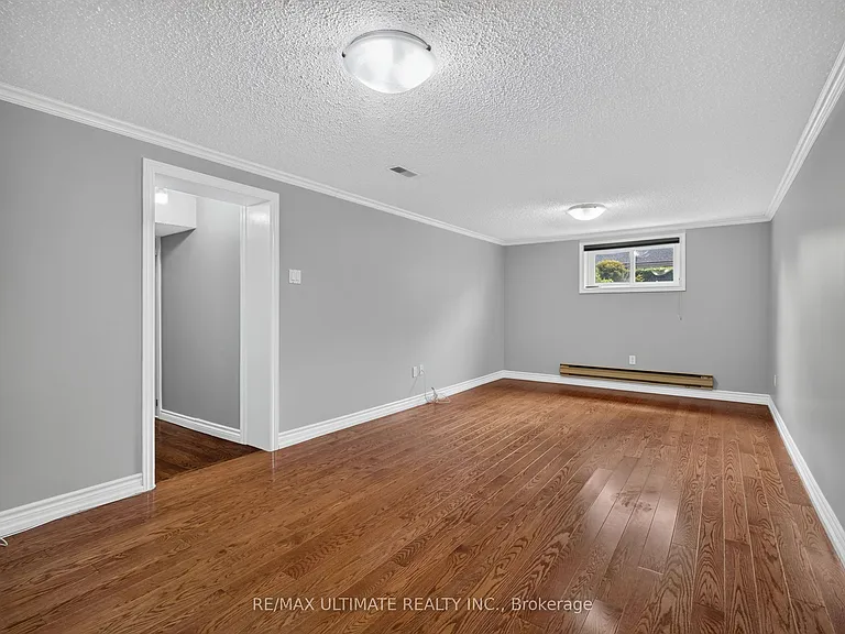 20 Wye Valley Rd #BASEMENT — Photo 22