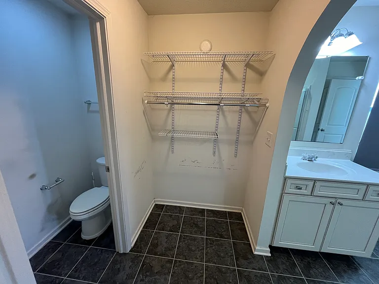 2045 Lakecrest Dr — Photo 21