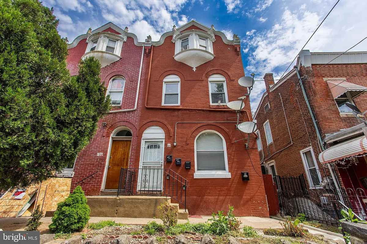 Building Photo - 1633 Wakeling St #2