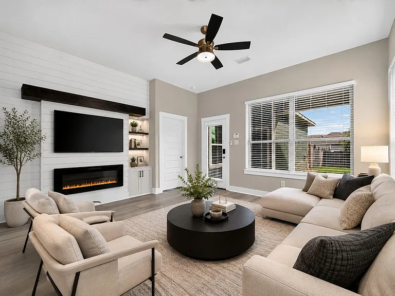 18410 Central Creek Dr — Photo 17
