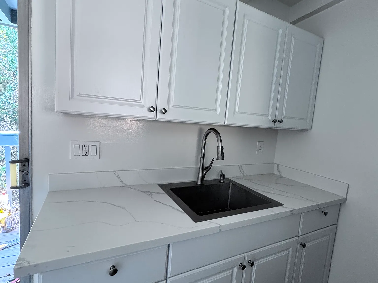 1 bed, $2,395 — Photo 4