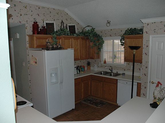 4th image of 407 N Gaston Dr
