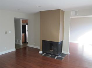 2000 Bayside Dr UNIT 301, Palatine, IL 60074