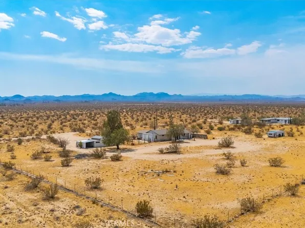 5575 Kickapoo Trl, Landers, CA 92285