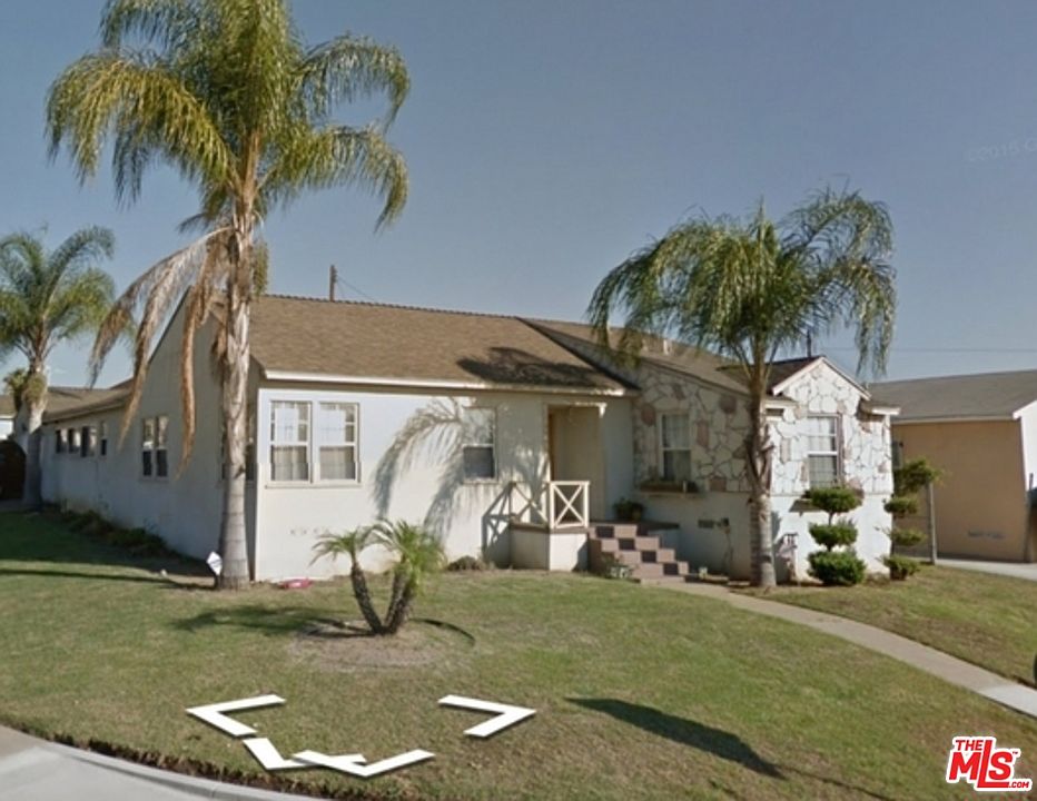1st image of 10958 S Van Ness Ave