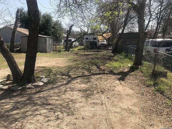 4th image of 614 SUNGLO DR LOT 16