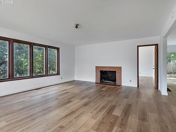 4th image of 7626 SE Carlton St
