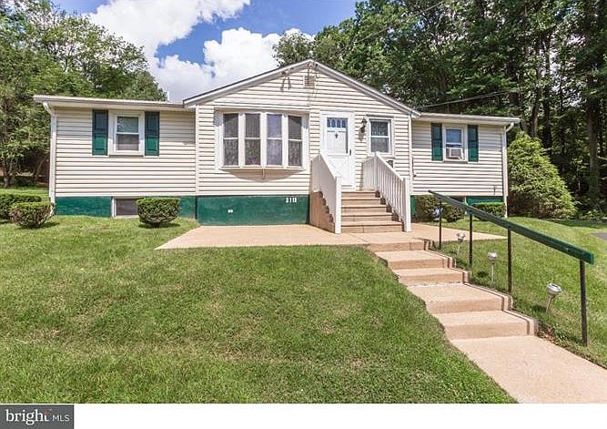 1st image of 3119 Laughead Ln