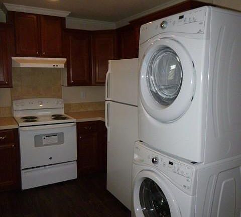 5th image of 1223 Barton St