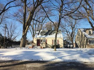 9052 W Delaware Pkwy, Munster, IN 46321