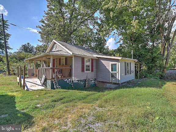4th image of 207 Magnolia Ave