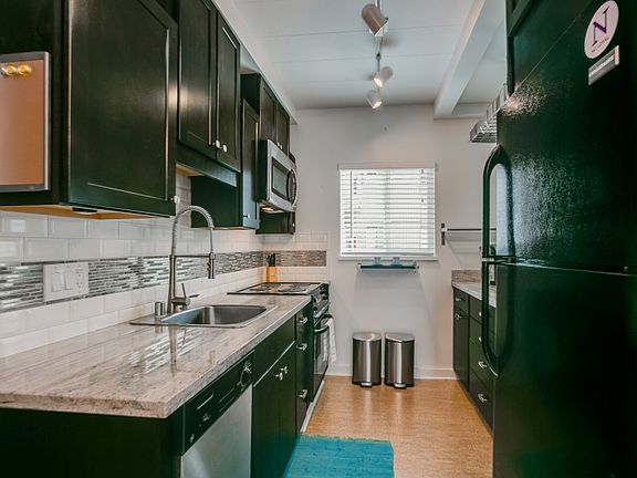 4th image of 465 Winslow Way E APT 202