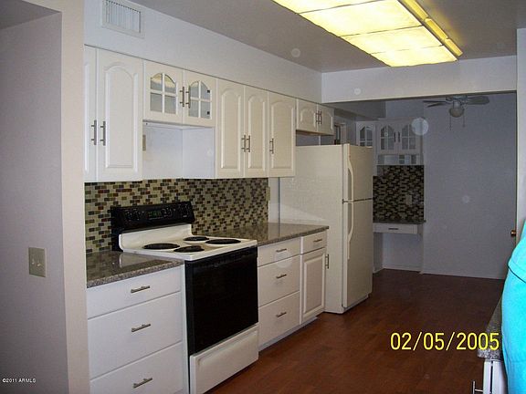 3rd image of 9905 W Sandstone Dr