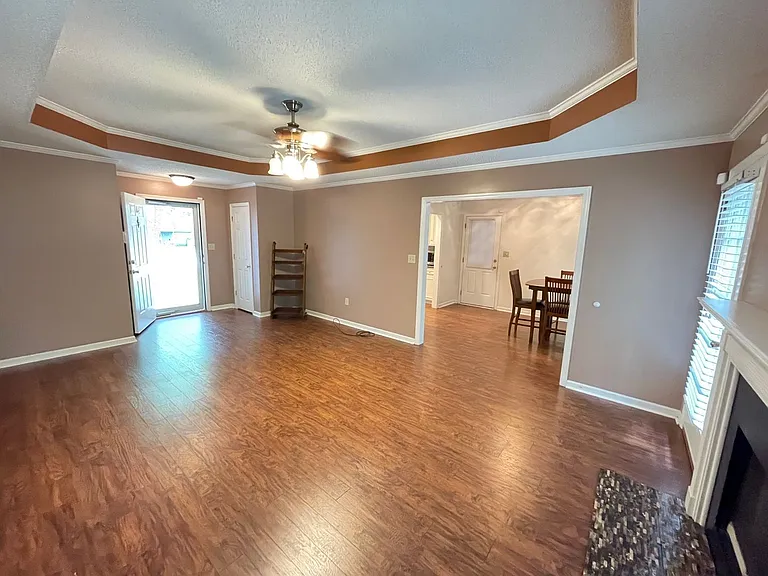 300 Pebble Creek Dr — Photo 7