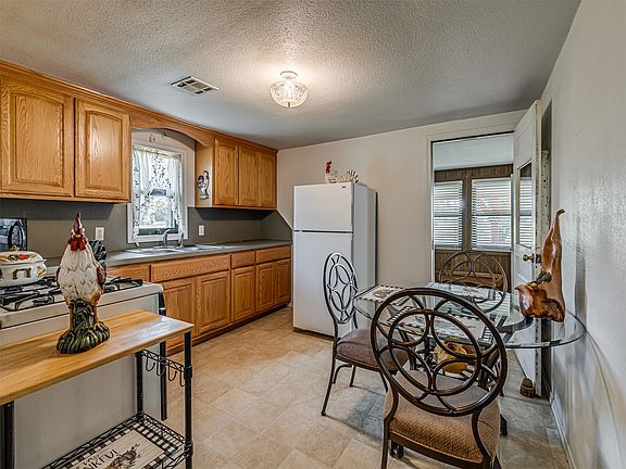 4th image of 36087 S 4205th Rd