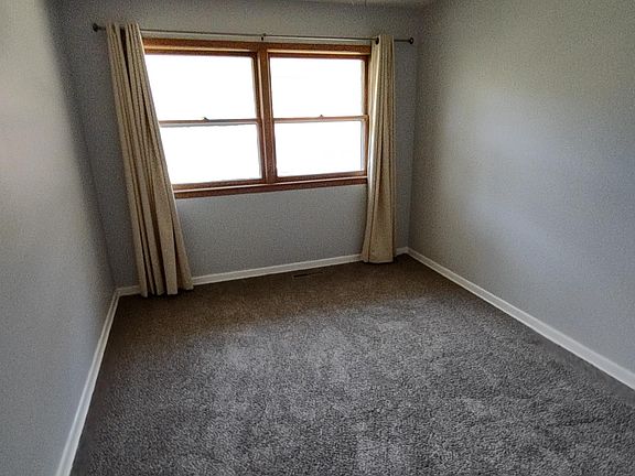 4th image of 839 S 39th St