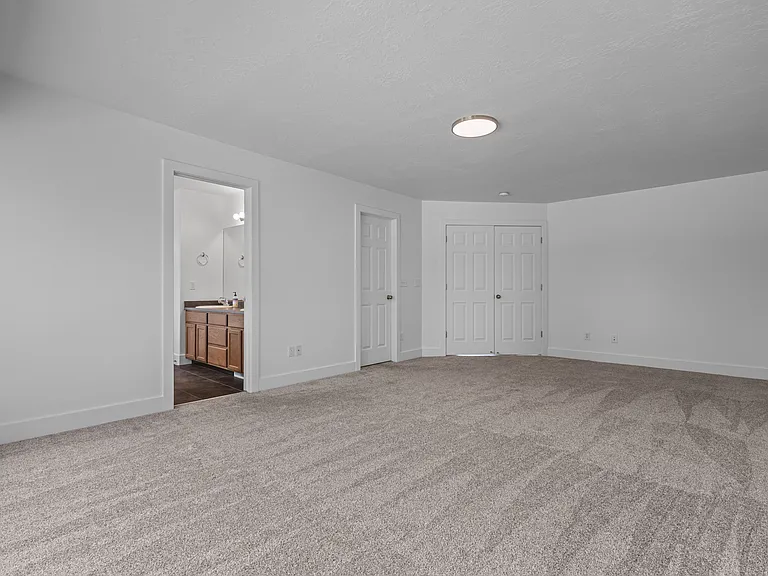 1060 W Oldham Dr — Photo 12