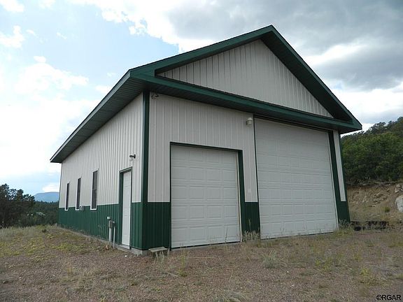 5th image of 810 Canterbury Ct
