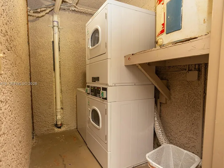 10385 N Kendall Dr #P1 — Photo 18