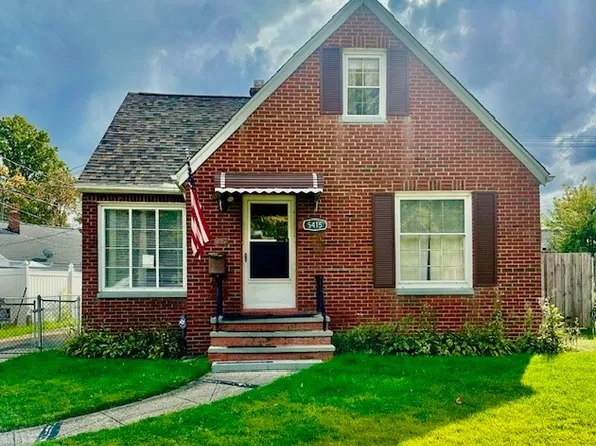 5415 Pelham Dr, Cleveland, OH 44129