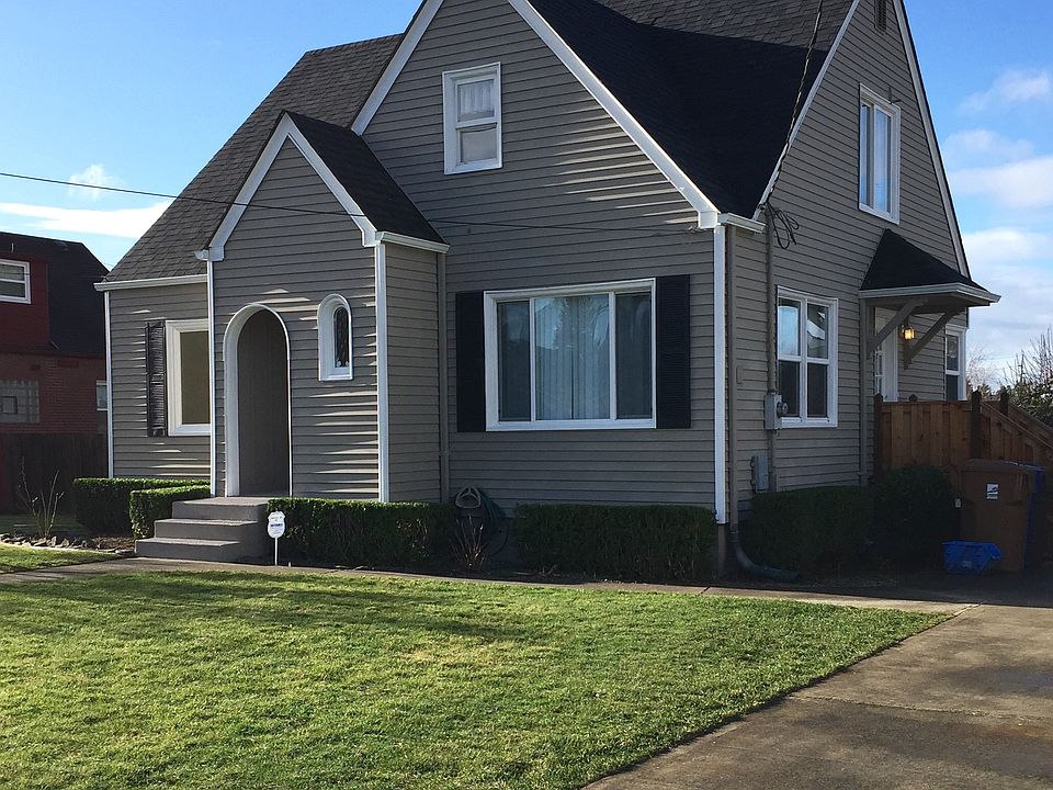 1st image of 3844 A St