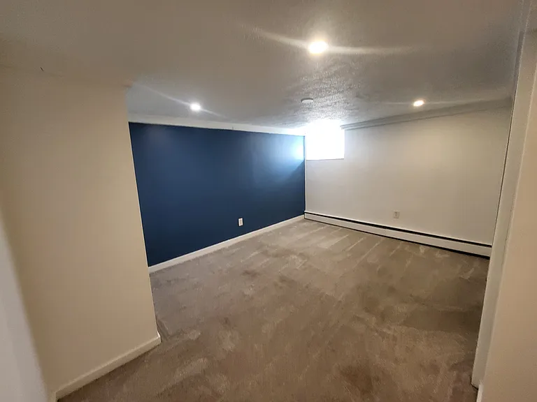 331 Amber St — Photo 3