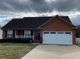 1860 Denise Ln, Winston Salem, NC 27127