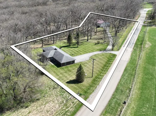 2488 Sugar Bottom Rd NE #A, Solon, IA 52333