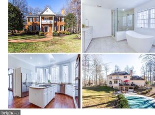 10602 Allenwood Ln, Great Falls, VA 22066